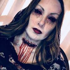 Feeding Chickens Raw Deer Meat and Bones