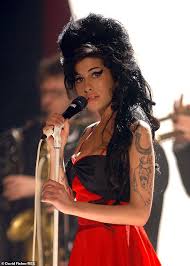You can see video footage of it in the 2015 documentary amy. Amy Winehouse Made Secret Visits To Barbara Windsor S Home Geeky Craze