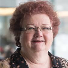 Beth Redmond Agnew (@mediumministry)