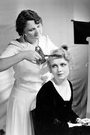 Find a hair and styling salon you can trust at a reputable place in your neighborhood or near work. Anita Page With Her Hairstylist Photographed By Clarence Sinclair Bull 1927 Vintage 1920s 1930s 1940 Vintage Hair Salons Vintage Hairstyles 1930s Hair