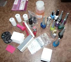 Réponses pour le thème choses que l'on trouve dans une trousse : A Trousse Vanity Pour Mon Materiel De Manucure Cacahuete