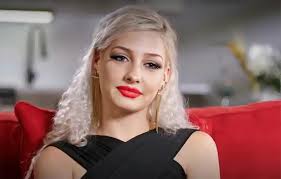 Blake's New Hair Color Sparks Debate