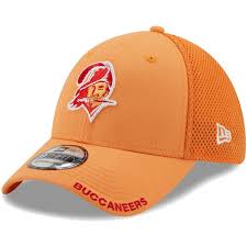 New era men's orange tampa bay buccaneers omaha throwback 59fifty fitted hat. Tampa Bay Buccaneers New Era Throwback Logo Team Neo 39thirty Flex Hat Orange Walmart Com Walmart Com