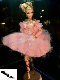 Pin By Emma Leveque On Barbi Umelkyne A Sportovkyne Pink Doll Dress Beautiful Barbie Dolls Barbie Fashion