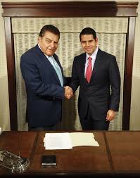 Don francisco tabs, chords, guitar, bass, ukulele chords, power tabs and guitar pro tabs including hes alive, bird with broken wing, ill never let go of your hand, adam where are you, beautiful to me. Telemundo Signs Multi Year Agreement With International Media Icon Mario Kreutzberger Don Francisco Business Wire