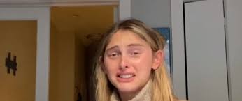 Size 4 model hits back after being told to lose weight to get job