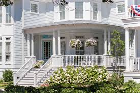 We have rounded up 12 benjamin moore coastal paint colors that are proven winners that offer that easy going beach vibe. Beach House Coastal Paint Color Ideas Home Bunch Interior Design Ideas