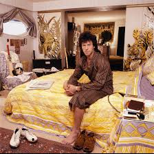 The lighting should be arranged in such a manner that it is neither too dark, nor too bright, in the bedroom. How Imran Khan Is Remaking Pakistan Vanity Fair