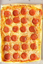 Nevertheless, you can keep pizza from going bad in the fridge only when the dish is kept in the refrigerator 2 hours after being cooked or purchased. How Long Is Pizza Good For In The Fridge Food Fanatic