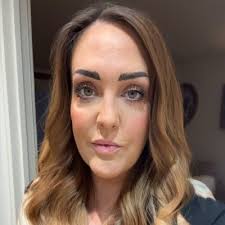 I am shortlisting for the following roles this week and would love to speak  with HR professionals looking for a new opportunity: