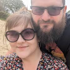 Splitting a single cell into 3 cells in InDesign table