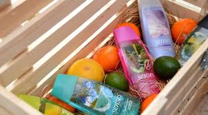 Avon Shower Gel 36 صور النعيم الحواس رائحة الغموض حديقة عدن استعراض