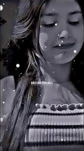 Zubia Rauf's Instagram, Twitter & Facebook