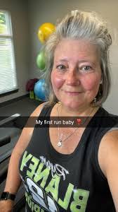 Desirae Daniels's Instagram, Twitter & Facebook