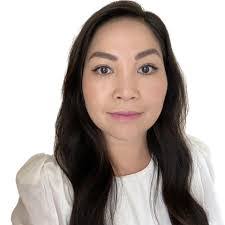 Linda Pascual's Instagram, Twitter & Facebook