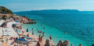 Dies sind erlebnise die niemanden gleichgültig lassen. Strande In Pula Paradies Auf Erden Lust Auf Kroatien De