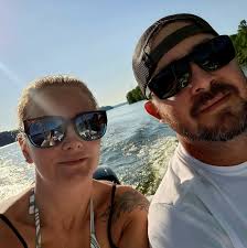 Avet 80w or Okuma LBSF 80w? AND WHY ?