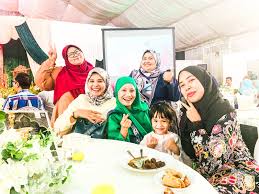 5 g 01 d'vida business centre, jalan bazar u8/100, bukit jelutung, 40150, shah alam, selangor. Promosi Buffet Ramadhan 2020 Di Laman Kayangan Shah Alam