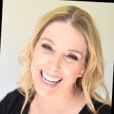 Donna Madore's Instagram, Twitter & Facebook