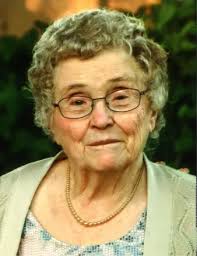 Betty Swart's Instagram, Twitter & Facebook