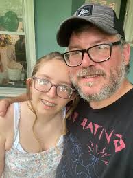 Nadine Lustre is present at her sister Naomi's graduation. 👩‍🎓 The Lustre  Family 💖✨