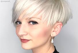 Our collection of hot hairstyles for thin hair covers all occasions, from thinning hair on the crown to specific problems of afro american girls. Top 28 Haircuts For Heart Shaped Faces Of 2021