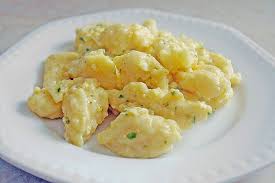 Eiernockerl Mit Salat Omas Rezept Ein Raffiniertes Rezept Aus Der Kategorie Osterreich Bewertungen 22 Durchschnitt O 4 1 Rezepte Nockerl Omas Rezepte