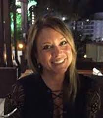 Andrea Tuthill's Instagram, Twitter & Facebook