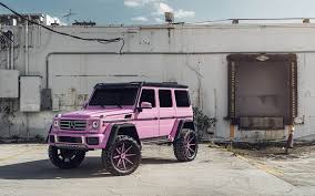 Une Coiffeuse De La Floride Se Paie Une Mercedes Benz Classe G Rose Guide Auto