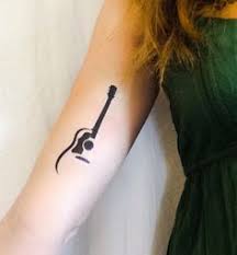 Parmaklarınıza yapabileceğiniz 10 adet küçük minimalist dövme modelleri #tattoo. Music Icin 53 Fikir Muzik Dovmeleri Dovme Dovme Fikirleri
