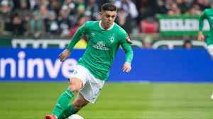 16 jahre nach seiner erfolgreichsten saison beim sv werder will der einstige torjäger der norddeutschen. Verkaufen Oder Halten So Geht Es Fur Rashica Bei Werder Bremen Weiter