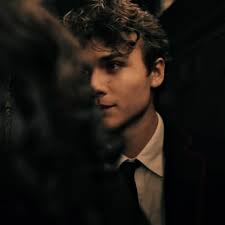 sorry for abandoning you all.. (more mattheo w lana del rey)