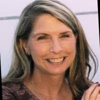 Kim Strait's Instagram, Twitter & Facebook