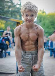 Yeah, i know a couple kids. Flo On Twitter Ripped Flexfriday Muscles Bodybuilding Abs Sixpack Kids Boys Unbelievable Awesome Ripped