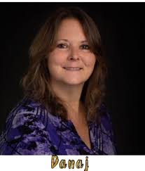 Two incumbents, five challengers vie for four seats