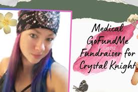 Amanda Brumlow's Instagram, Twitter & Facebook