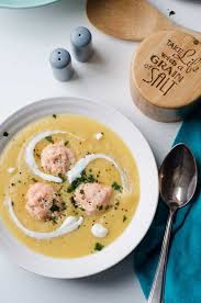 Selleriecremesuppe Mit Lachsklosschen Aus Dem Thermomix In 2020 Lachs Rezept Sellerie Suppe Rezepte