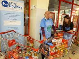 Hodiny a o velké přestávce (popř. Narodni Potravinova Sbirka Pomahali Seniori Prachatice