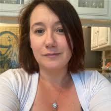 Heidi Faust's Instagram, Twitter & Facebook