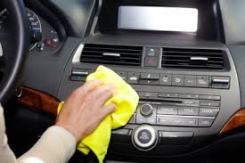 16 Weird Wonderful Ways To Keep Your Car Clean Organized 2020 In 2020 Cleaning Car Interior Car Cleaning Car Cleaner Interior