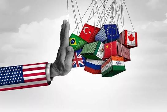 U.S. Tariffs are Here to Stay, Says Oxford Economics | SupplyChainBrain