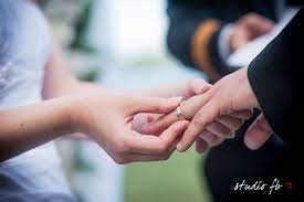 Wedding Photography Www Studio Fb Com Photographe De Mariage Montreal Montreal Wedding Photographer Civil Ceremony Wedding Pictures Wedding Ceremony