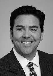 Shelley Manser's Instagram, Twitter & Facebook