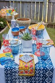 You want festive conversation, but not so many people that the conversations are always split up. Havana Nights Dinner Party Amy S Party Ideas Havana Nights Party Havana Nights Outdoor Dinner Parties