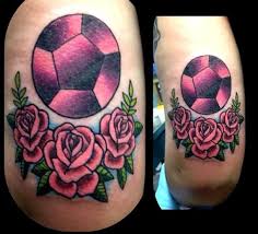 Batty Grrrl Finally Got My Rose Quartz Tattoo She Is Such An Tattoos Steven Universe Tattoos Rose Quartz Steven Universe