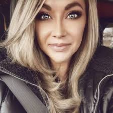 Gloria Hoffman (@GlorialHoffman)