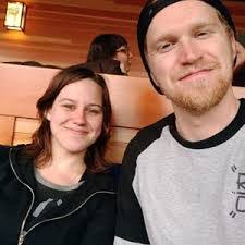 Hallie Dunn's Instagram, Twitter & Facebook