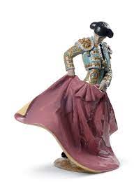 Matador mp 47 hectorra 3 — шина живьем. Matador Man Sculpture Green Outfit Limited Edition Lladro Europe