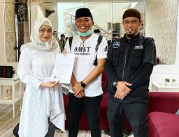 Namun baru nathalie holscher yang mampu membuatnya sejauh ini. Fakta Foto Profil Nathalie Holscher Dj Mualaf Diisukan Calon Istri Sule Alhidamart Info Teknologi Dan Entertaiment