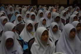 .zakat maiwp (ppz), lembaga zakat selangor (lzs) dan pusat kutipan zakat pahang (pkzp) untuk menjadikan sumbangan zakat lebih mudah. Spzas Sekolah Rendah Menengah Kini Dibuka Lembaga Zakat Selangor